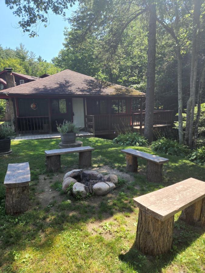 Magnolia Streamside Resort Canadensis Exterior foto