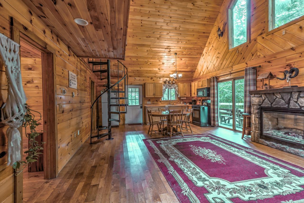 Magnolia Streamside Resort Canadensis Exterior foto