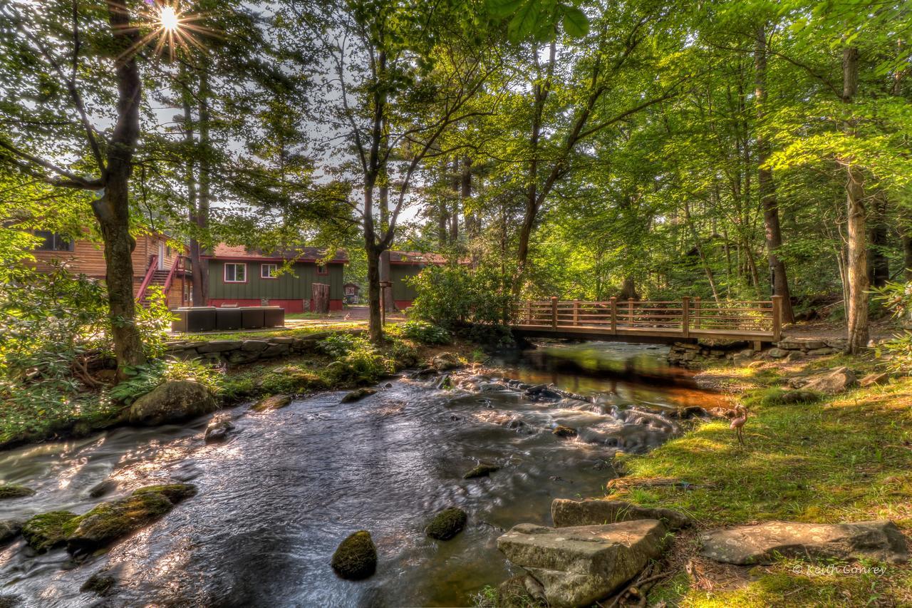 Magnolia Streamside Resort Canadensis Exterior foto